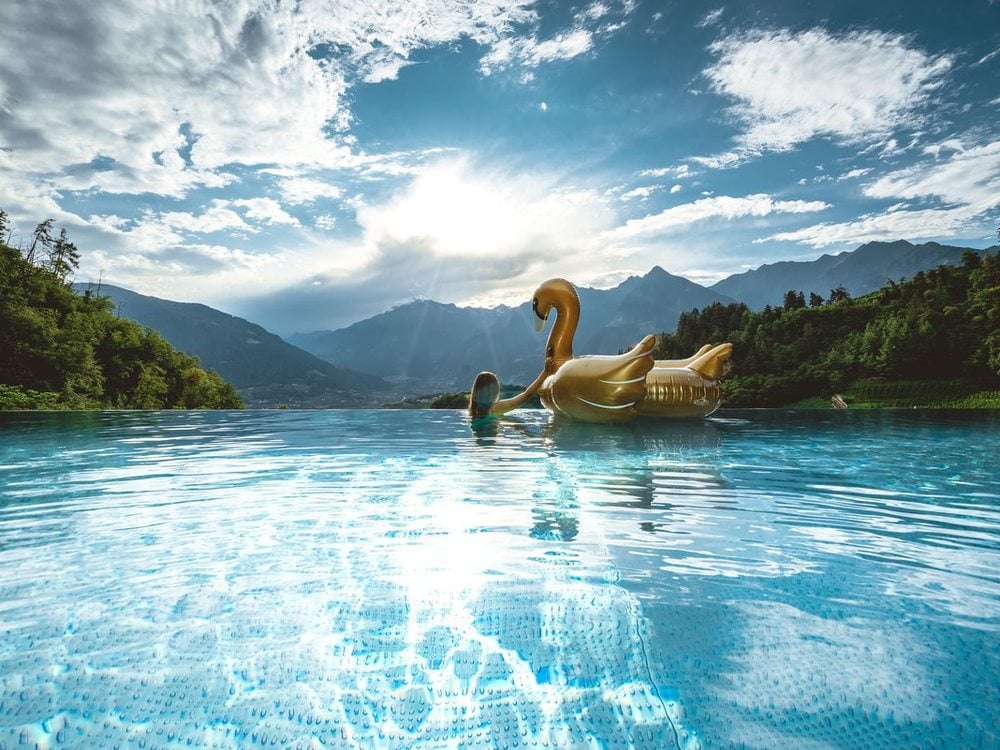 The infinity pool looking out at the mountains