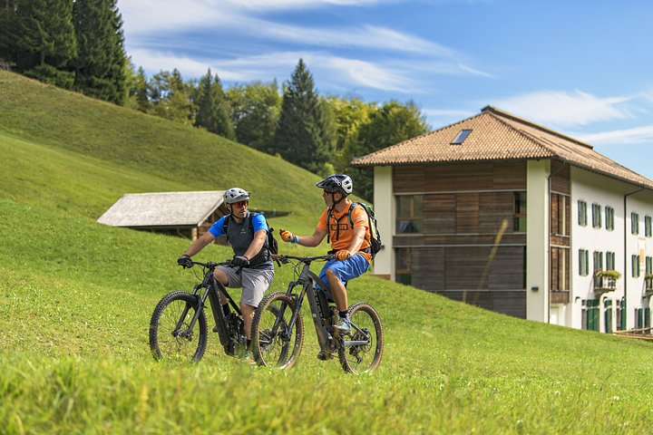 guided MTB tours dolomites