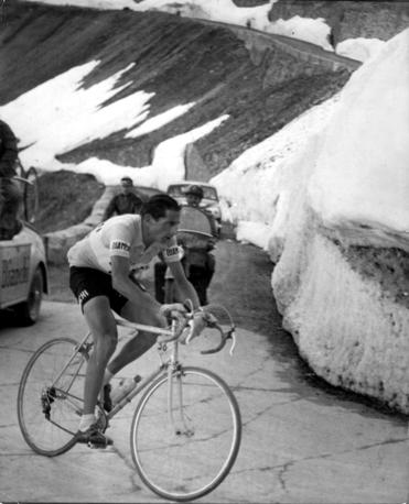 Stelvio Pass - Coppi - Giro d'Italia 1965