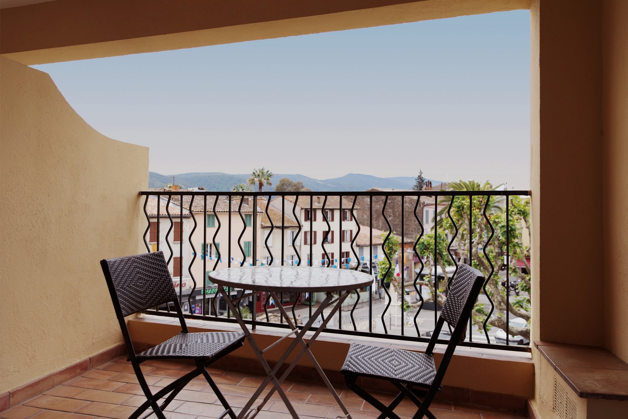A room balcony at the Coq Hôtel