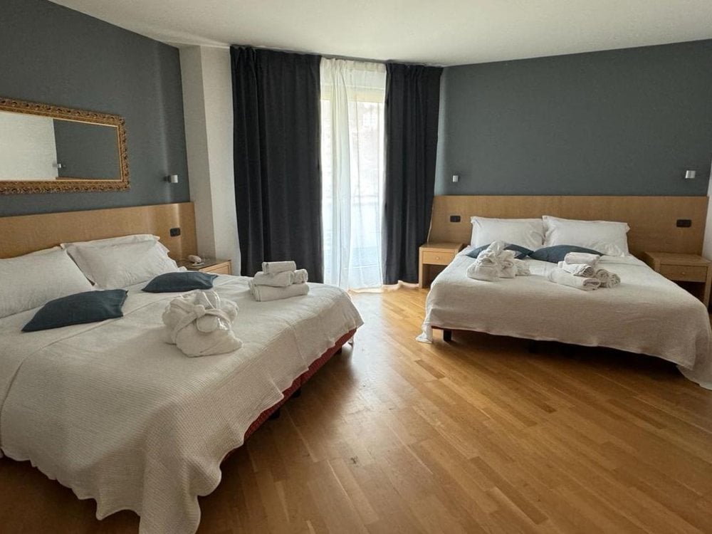 A twin room with two separate beds