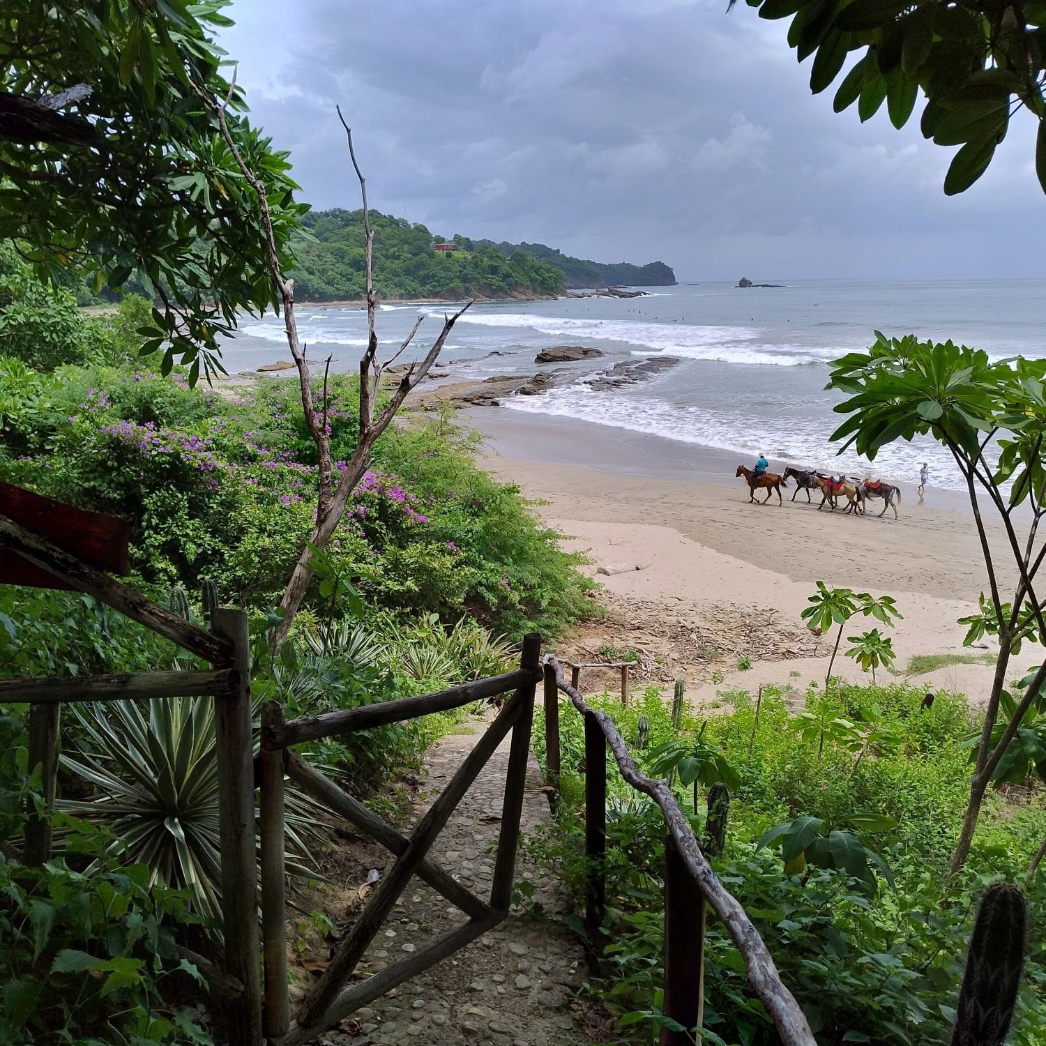 The path down to Playa Maderas beach