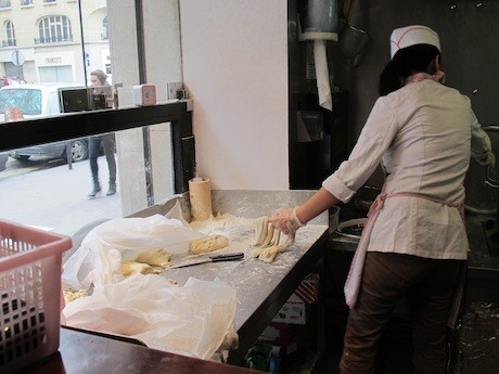 Happy Nouilles, a 3rd Arriondissement Paris restaurant, serves up fast, cheap, handmade noodles in a number of spicy, soul-satisfying soups
