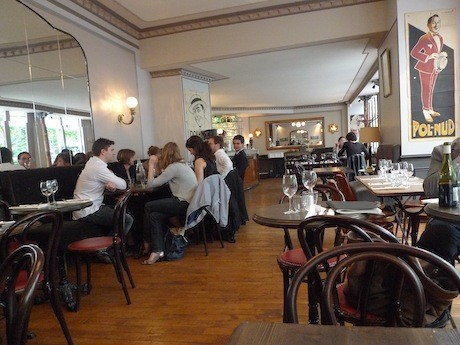 Le Petit Trianon, a cut above your standard Paris café, in the 18th Arrondissement, Montmartre
