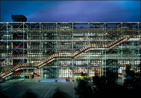 Paris, Beaubourg (Centre Pompidou) by night.