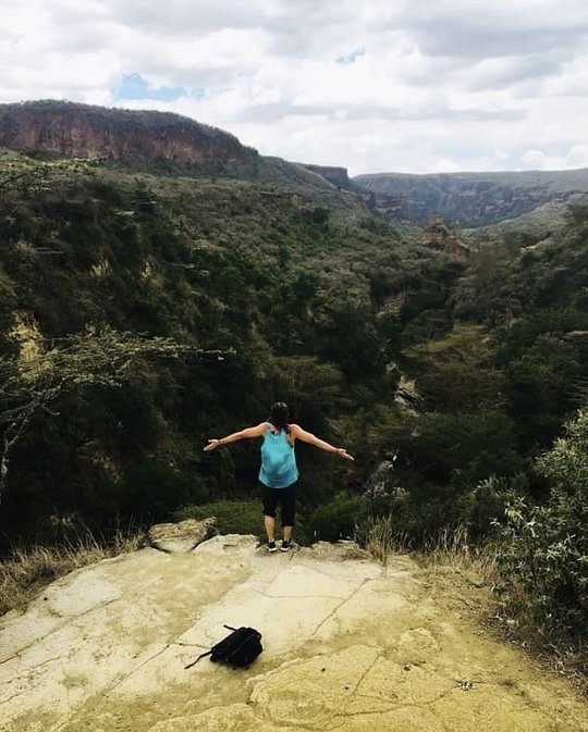 Hiking through Hell’s Gate + Hot Springs