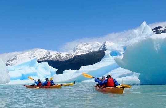 Kayaking Perito Moreno Glacier