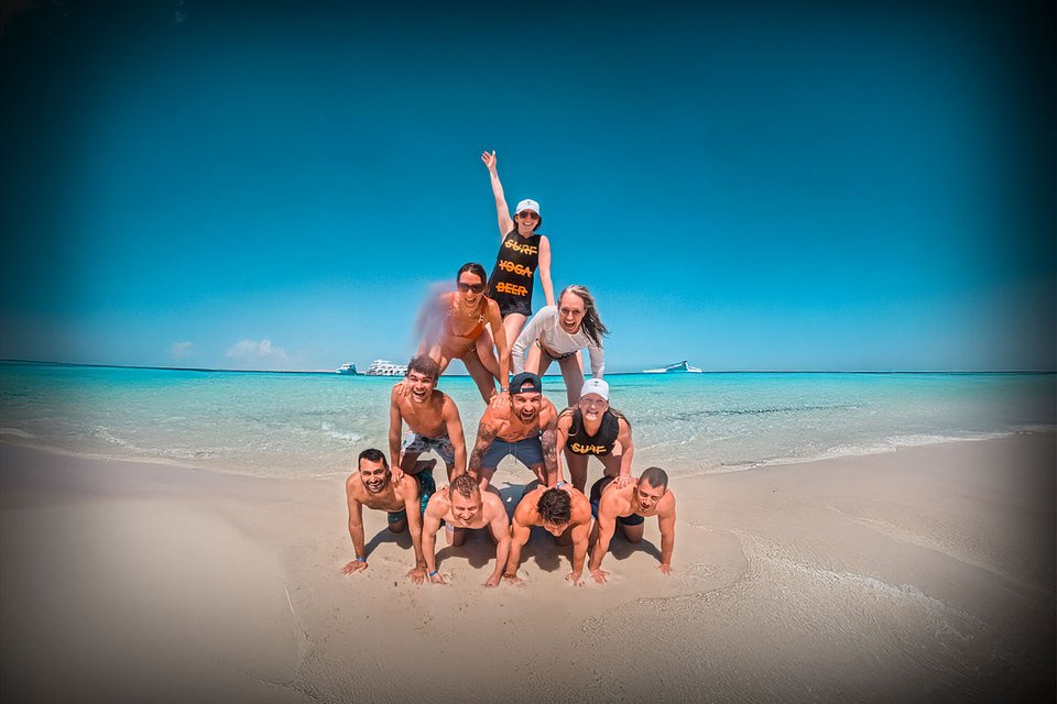 Pharaoh's Fiesta - SurfYogaBeer trip in Egypt
