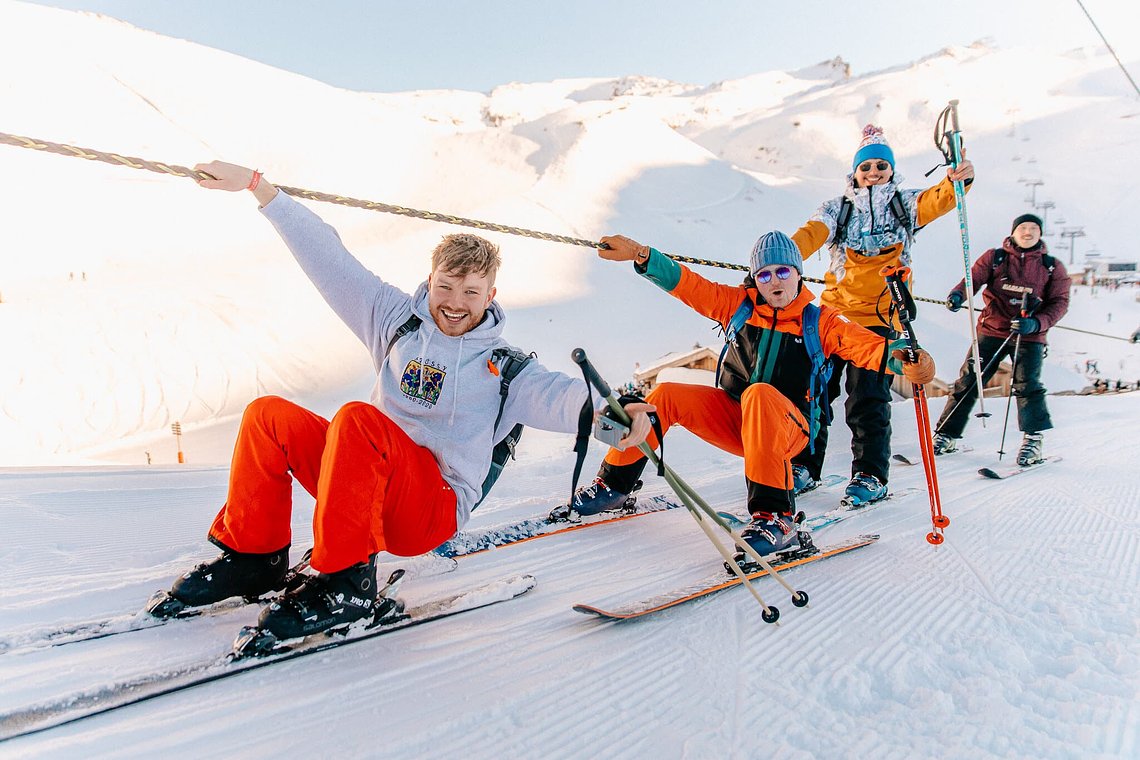 People skiing