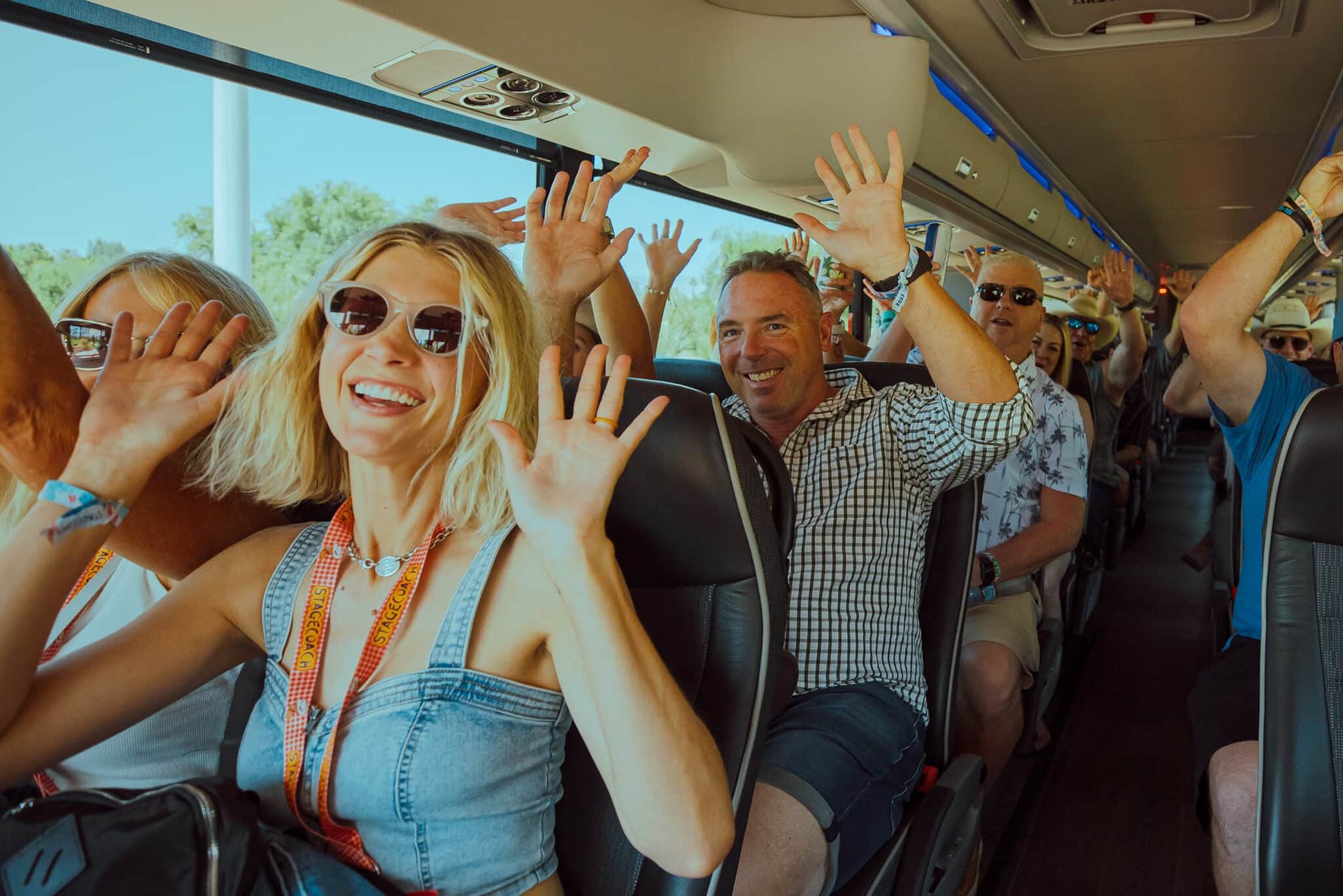 coachella 2022 シャトルバス　weekend2 Do these look legit? Got sold fake shuttle passes. I feel