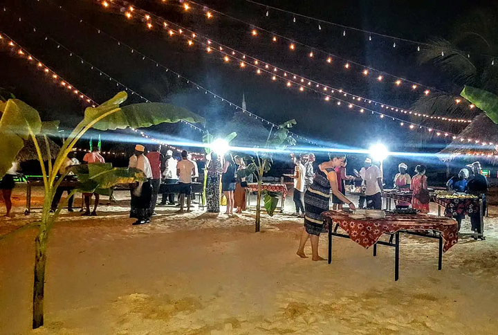 Zanzibari_Fullmoonparty