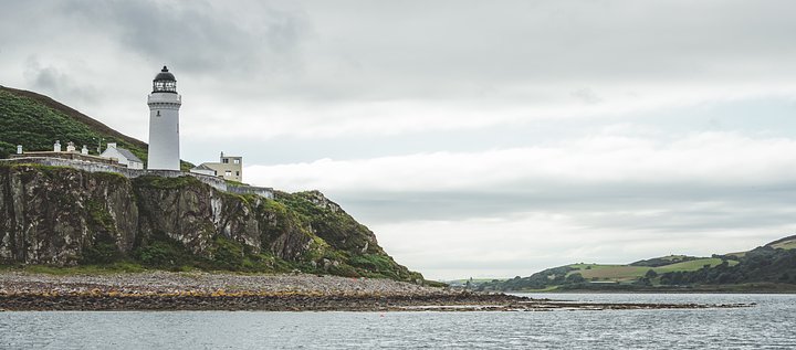 irishshorepanoramawithcampbeltownlighthouseWDFPEEB_ULT