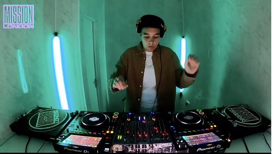 DJ Sabs