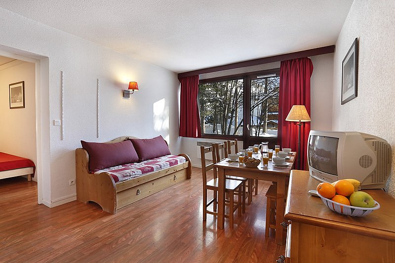 APARTMENT [4-6 PEOPLE]