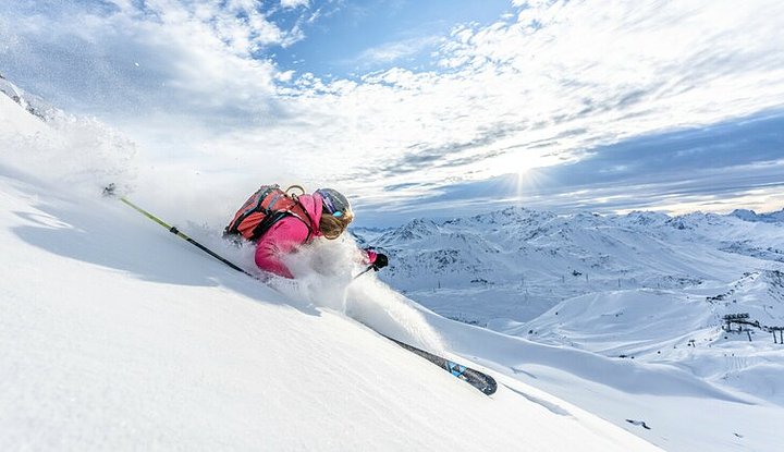 B_SkifahrenArlbergSki