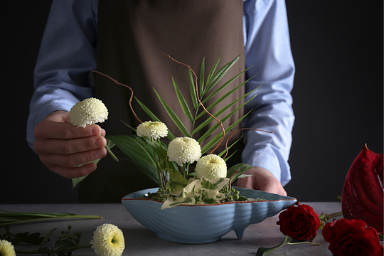 Ikebana Flower Arranging