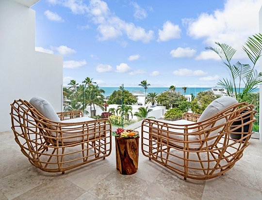 Ocean Front One Bedroom Suite
