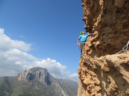 Riglos Multipitch Guided Climbing weekend