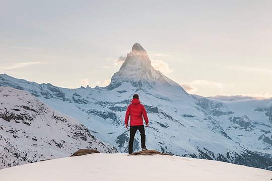 Matterhhorn (4,478m) with acclimatization at Arête Cosmiques and Aiguille d'Entrèves (3.604m) 5 Days