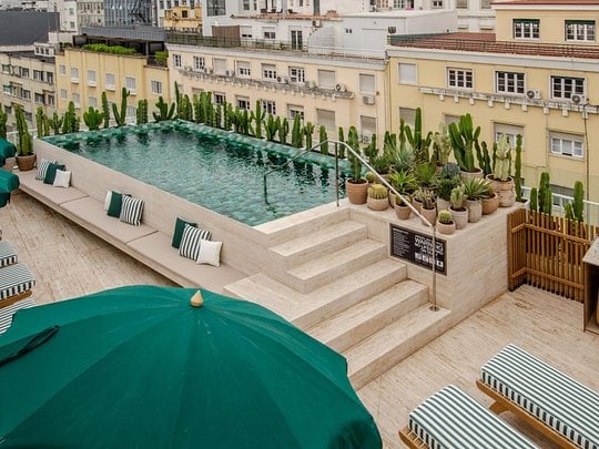 Stay October 28 in Lisbon - Private Room