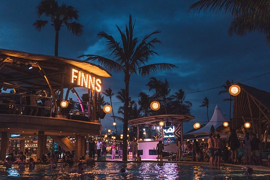 BEACH CLUB