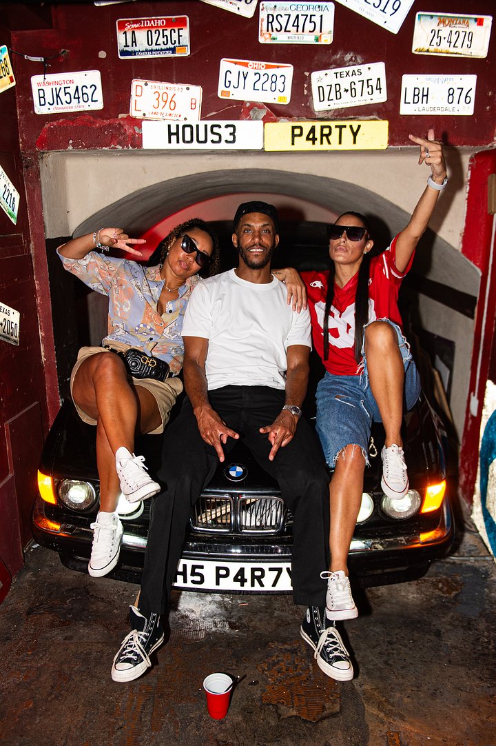 1HousePartyAug100
