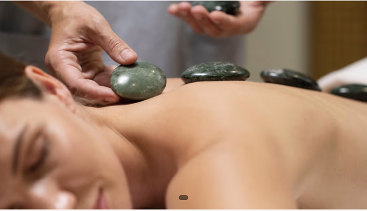 Hot Stone Massage (Resort Experience)  