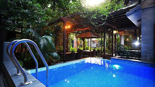 Hotel Middle Path & Spa