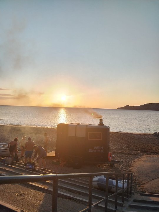 6AM Horse Box Sauna- usually In the dark so please bring torch!