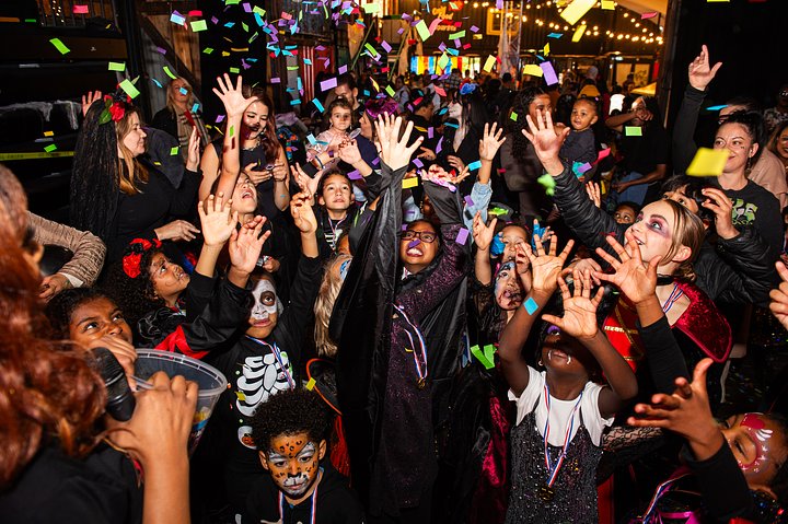1BESTFlyKidHalloween121