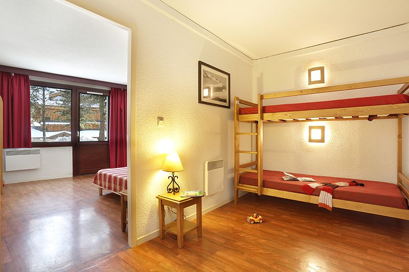 APARTMENT [3-4 PEOPLE]