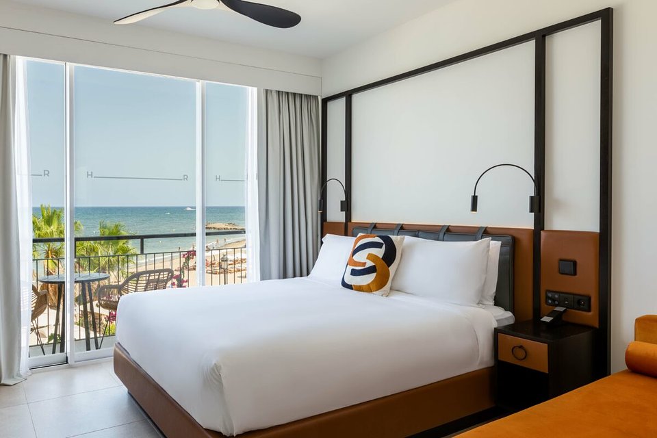 Deluxe Sea View King