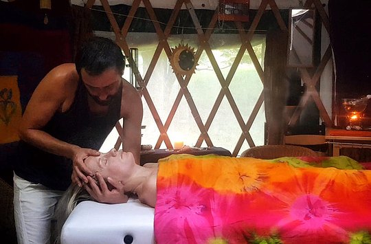 Lomi Lomi Massage