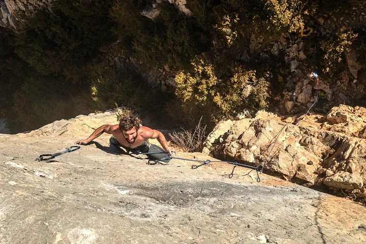 kookoo_climb_catalonia_climbing_motrebei_17