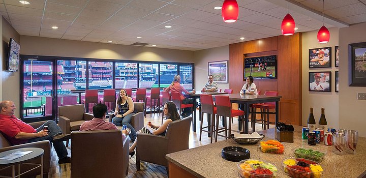 cardinalssuites12000