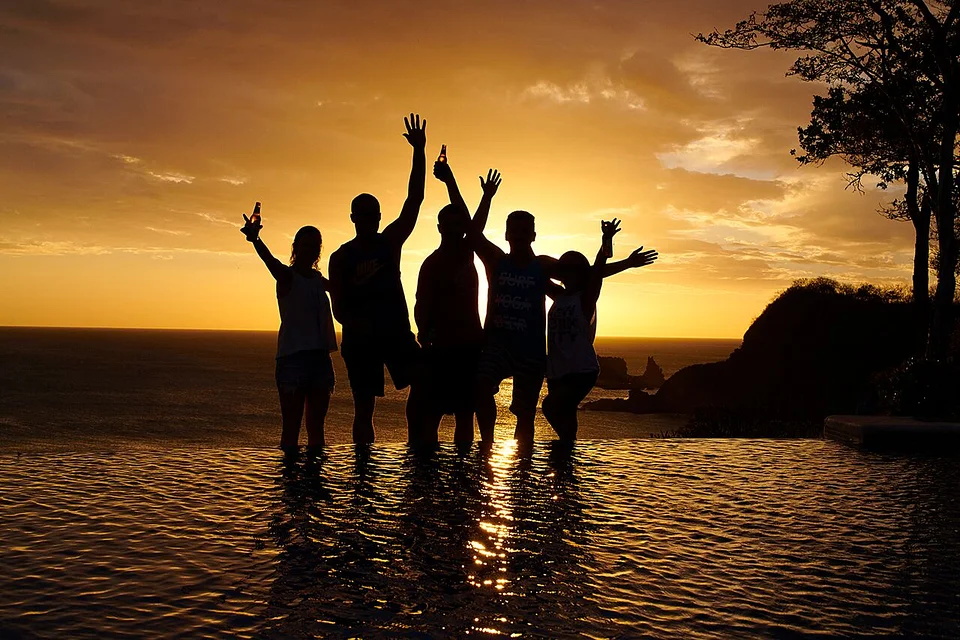 Sunset on the beach with the SYB group