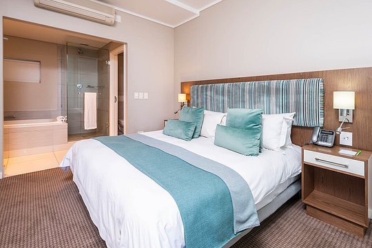 4 & 5 Star Accomodations