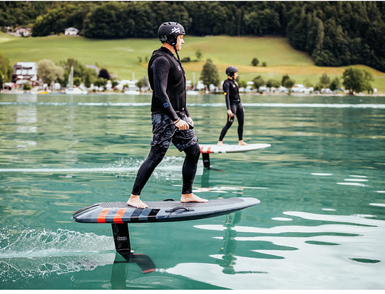 4 hrs shared e-foil lessons 