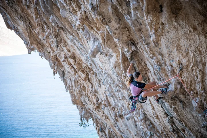 kookoo_climb_climbing_backpackers_11