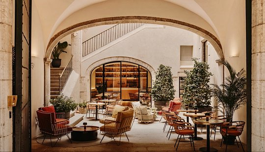 Hotel Palau Fugit