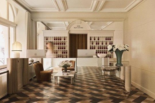 Arrive August 20 in Copenhagen - Private Room 