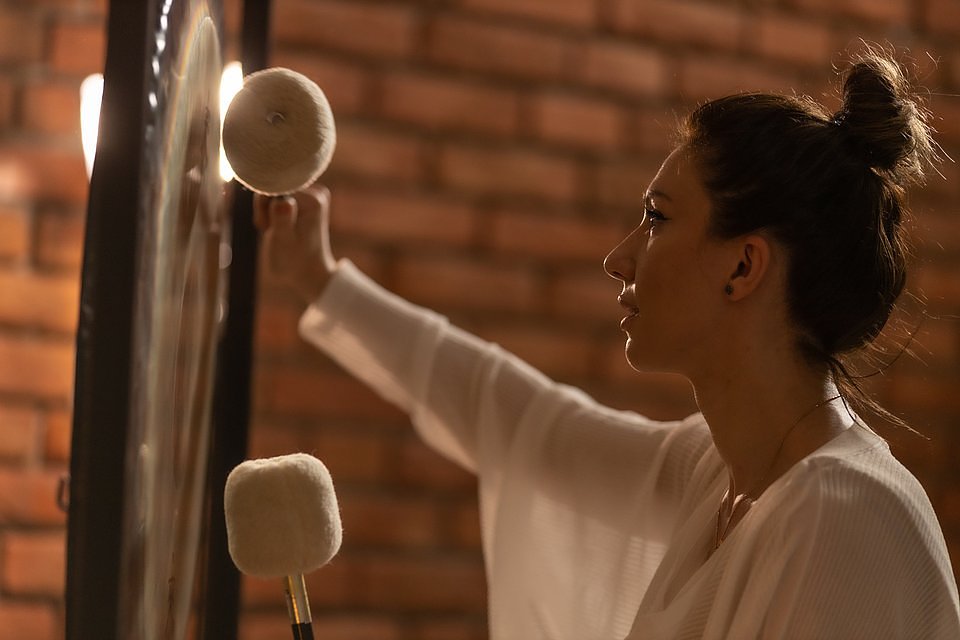 THE POWER OF SOUND WITH ANA POPESCU