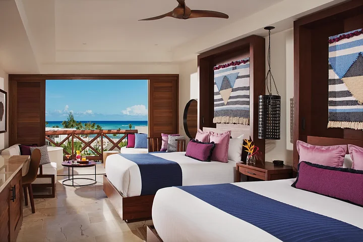 Junior Ocean View Suite