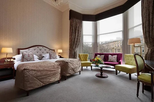 Arrive July 31 in Edinburgh - Shared Room - Price is per person. Each guest must book individually.