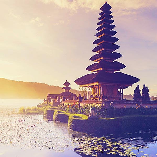 Canguu Bali Indonesia_Pura Ulun Bratan temple