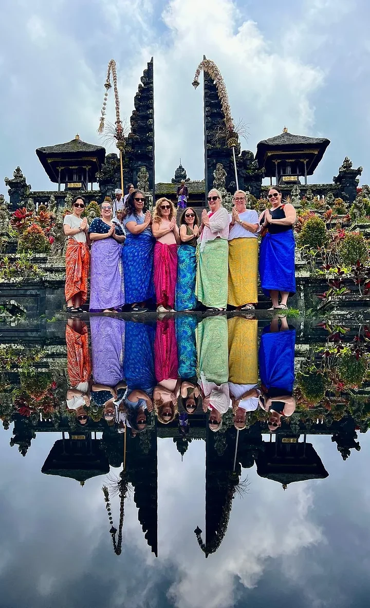 GroupphotoatTanahLotTemplecopy