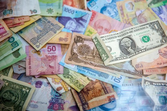 Visas + Currency