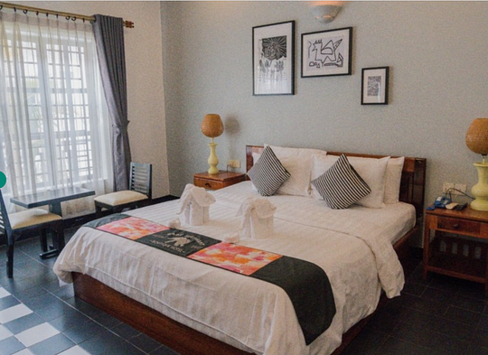 Deluxe King Room