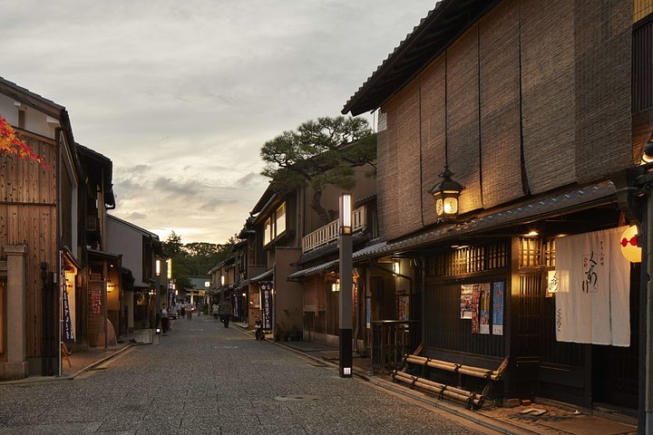 kyoto_streets_high_res_26385