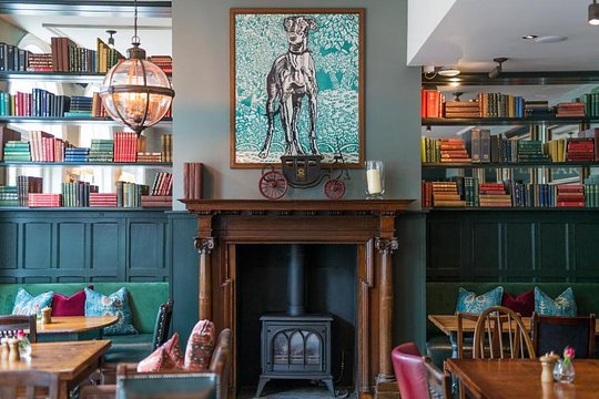 Arrive May 31 in London - Private Room